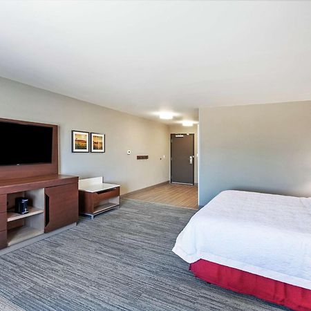 Hampton Inn Gardner מראה חיצוני תמונה