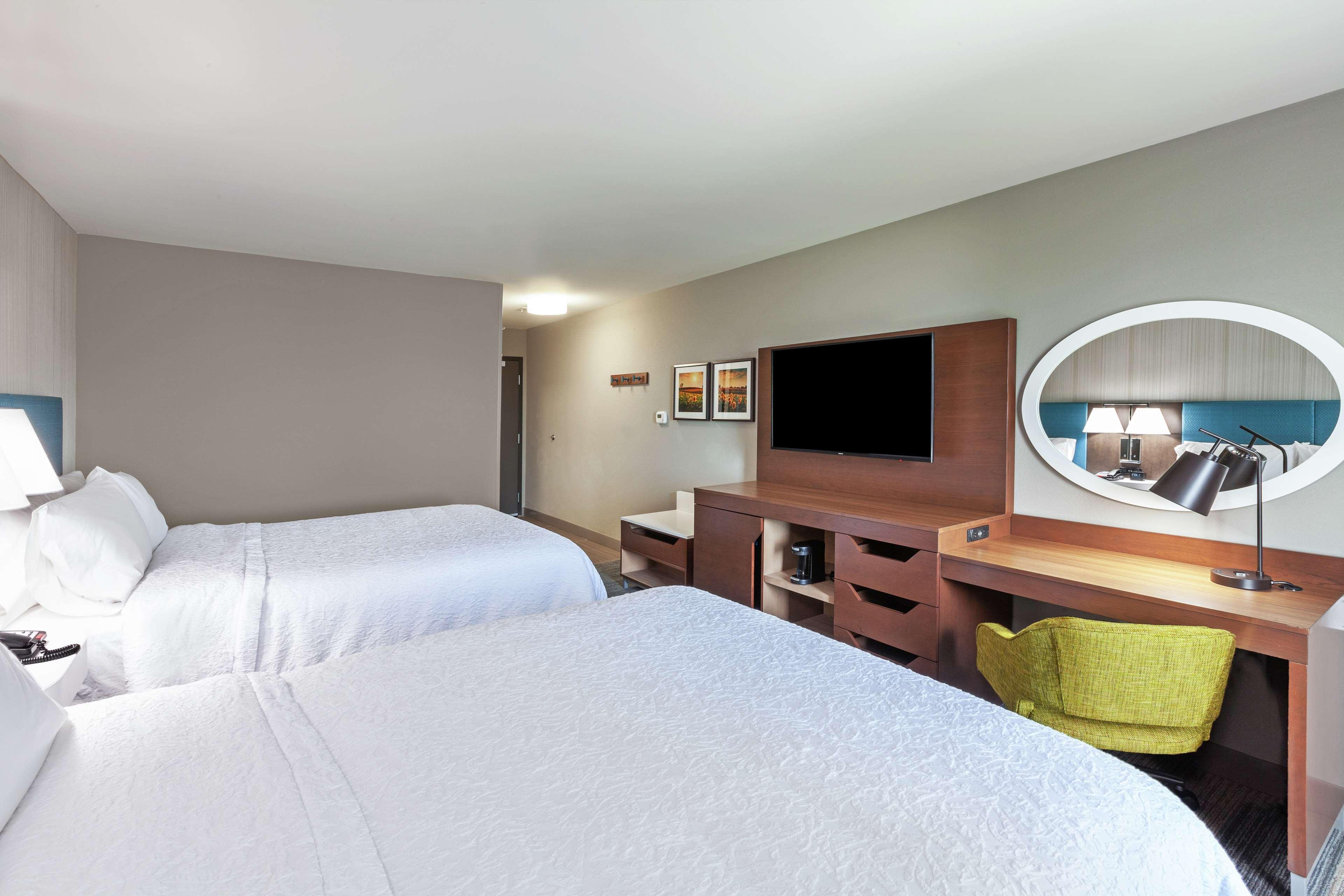 Hampton Inn Gardner מראה חיצוני תמונה