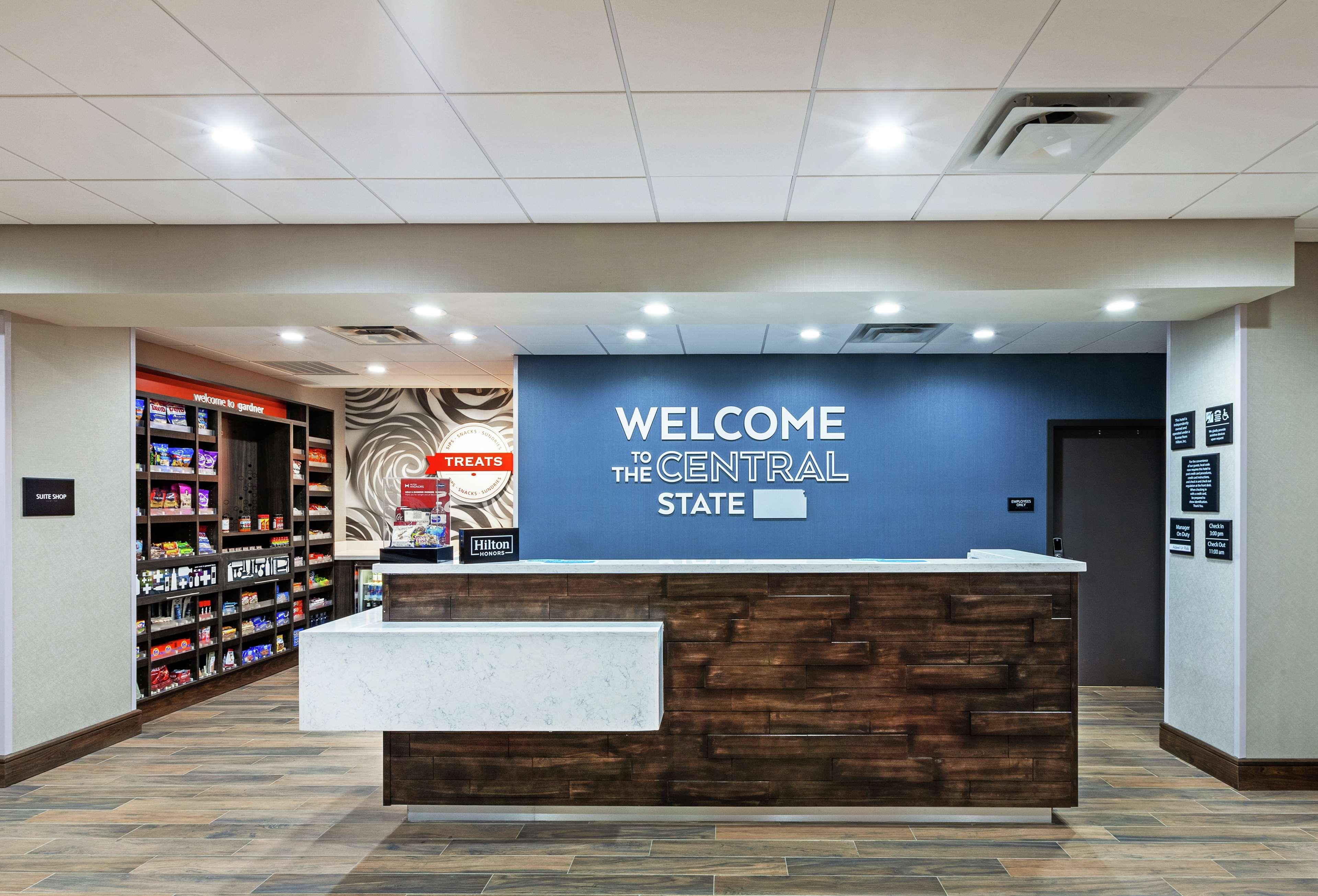 Hampton Inn Gardner מראה חיצוני תמונה