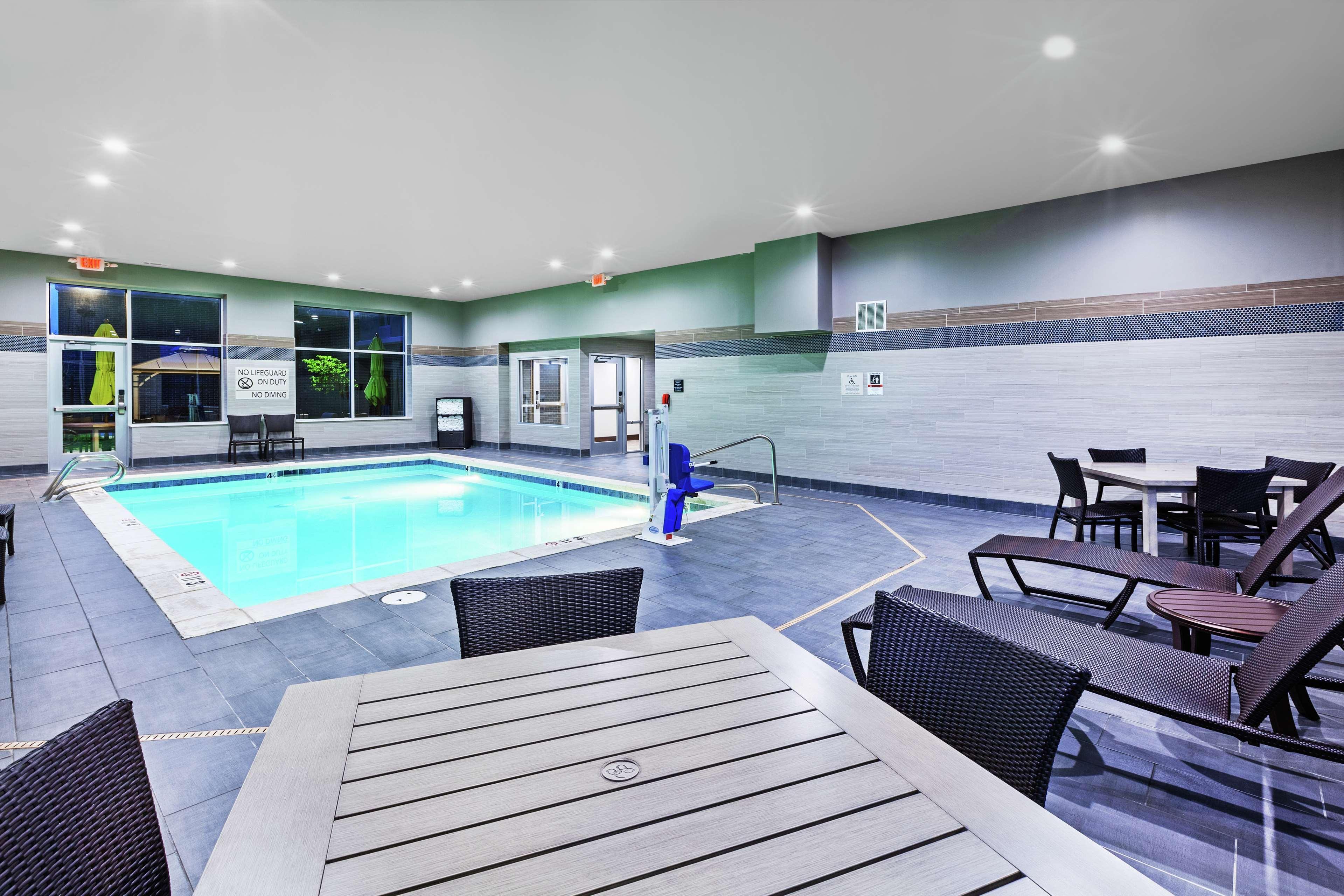 Hampton Inn Gardner מראה חיצוני תמונה