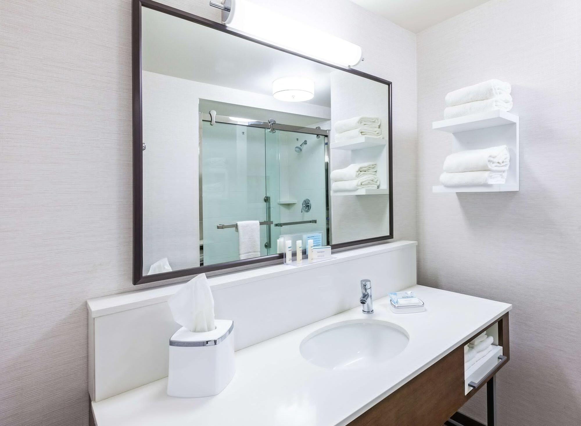 Hampton Inn Gardner מראה חיצוני תמונה