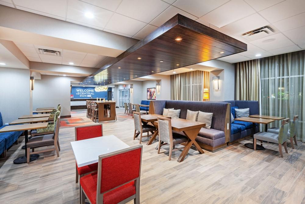 Hampton Inn Gardner מראה חיצוני תמונה