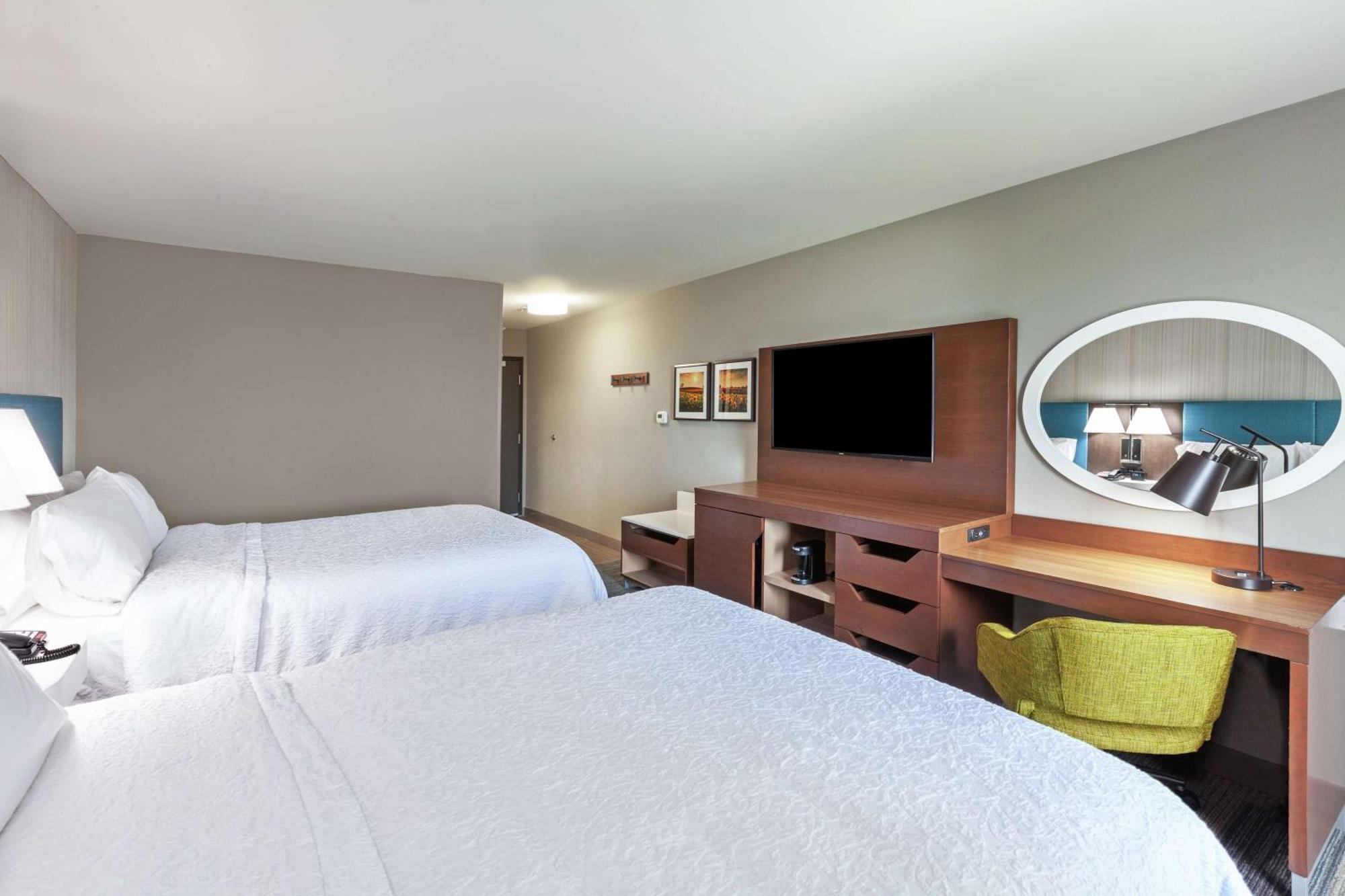 Hampton Inn Gardner מראה חיצוני תמונה